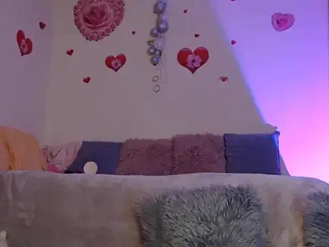 BellaBellaHot on StripChat 