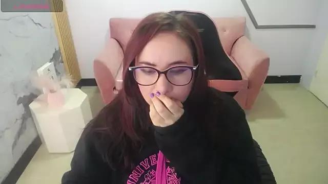 bellatrix_ch on StripChat 