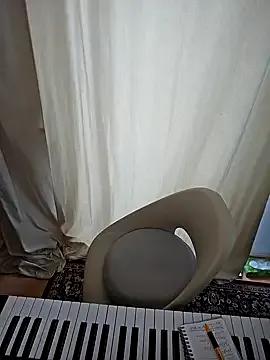 BelleFelicitas on StripChat 