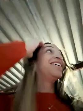 BelleLouiseVp on StripChat 
