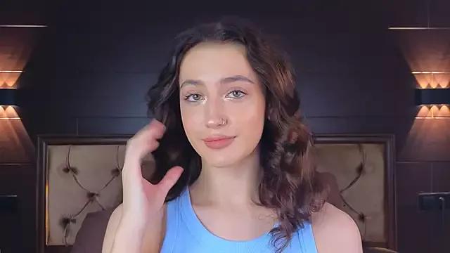 Einefrau on StripChat 