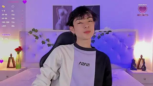 Elliot_younngg on StripChat 