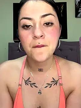 Emmie_Hot on StripChat 