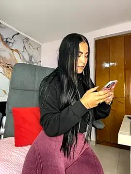 estefania_teen on StripChat 