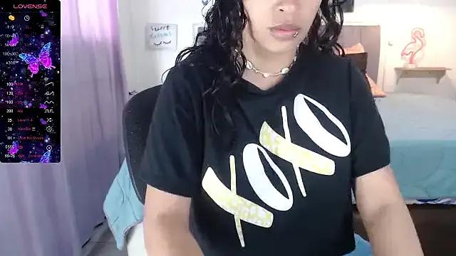 GabbieCutee_ on StripChat 