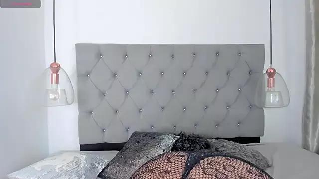 Gigi_duran on StripChat 