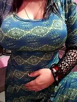 husa_Malikaa — boobs show