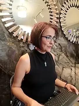 IsisBlake on StripChat 