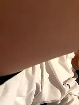 JessyAdore on StripChat 
