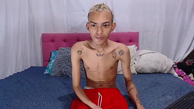 KATALEYATRANNY on StripChat 