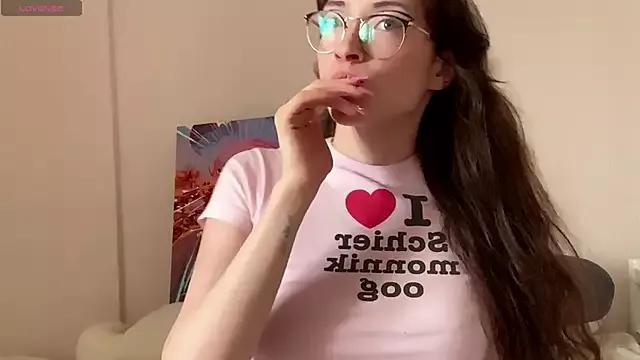 Kelly_Berry__ on StripChat 