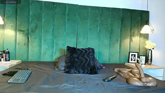 kittyy_milk_001 on StripChat 