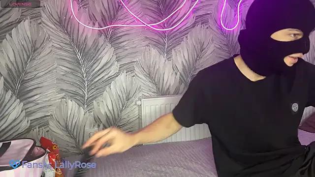 LallyRose69 on StripChat 