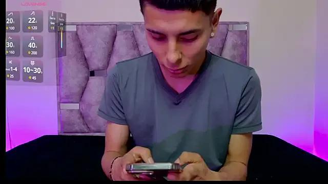 lana_and_liam_ on StripChat 