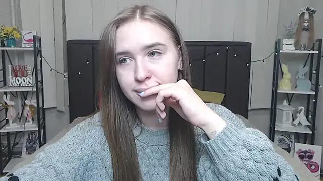 LauraHlot — let's have fun