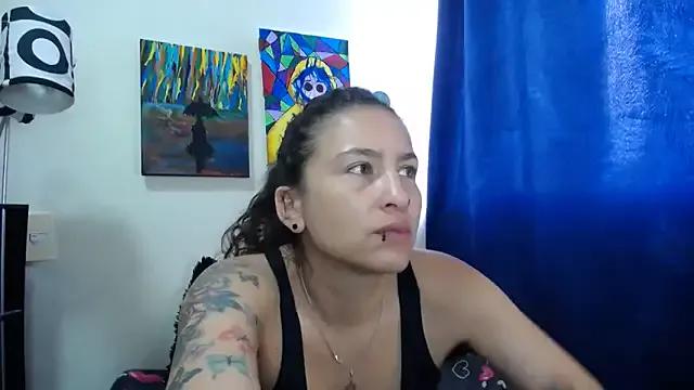 Leyla_Horny_Bg on StripChat 