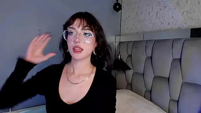 Lilith_crow on StripChat 