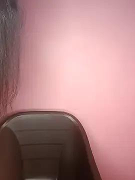 MEERAcle — Freechat on StripChat