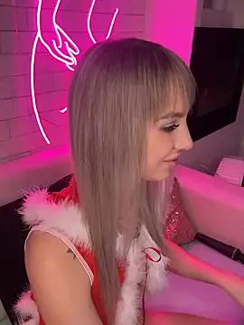MiaMinx on StripChat 