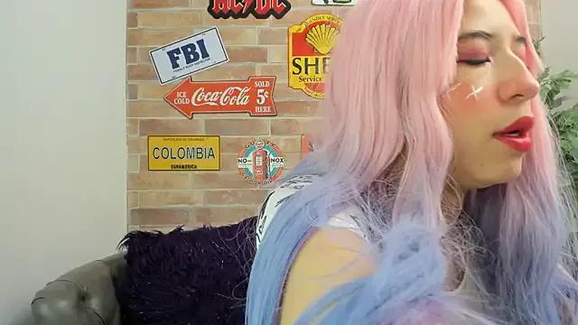 miss__daphne on StripChat 