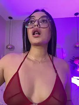 miss_elissa11 on StripChat 