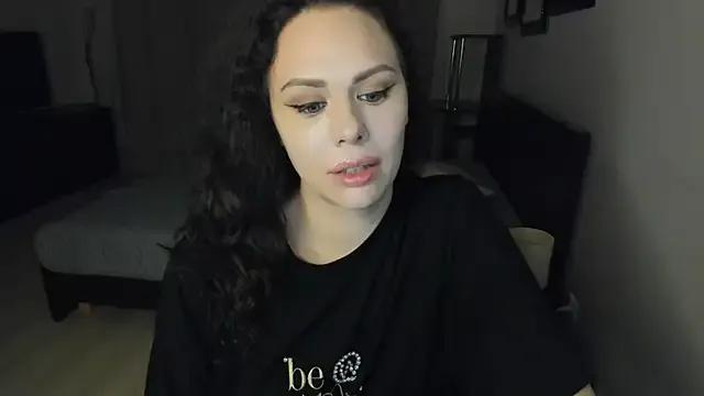 MollyCheiz — Lush control in doggy/naked