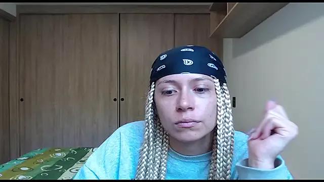 MommyMiaWs on StripChat 