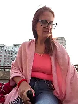 NataKitten on StripChat 