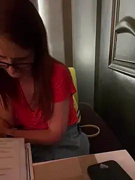 NataKitten on StripChat 