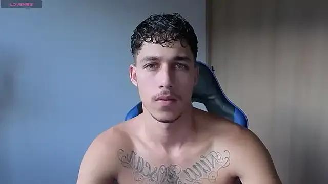 orionblaze69_ on StripChat 
