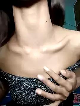 poojaji690 on StripChat 