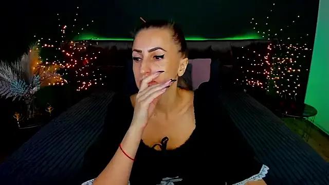 Rebecca_Diamond on StripChat 