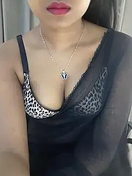 Rinika_67 on StripChat 