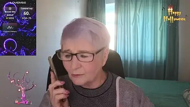 Sandra_Snowflake — OIL SHOW XXX