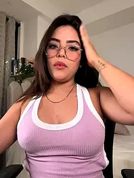 Sara-Evans — deep throat 