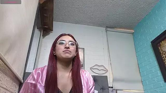 SaraTrump on StripChat 