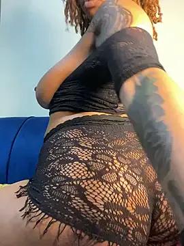 SexxyLunar on StripChat 