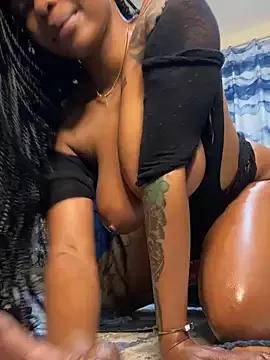 SexxyLunar on StripChat 