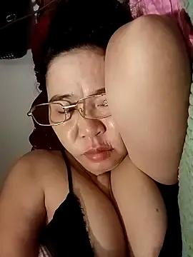 Sexy-asslove90 — Freechat on StripChat