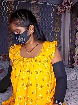 Sweet-Maddlina — Ice-cream pussy