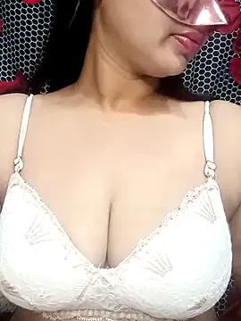 Sweety4u97 on StripChat 