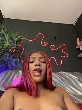 TIFFANYYSTAR on StripChat 