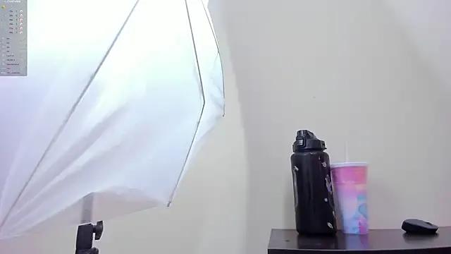 tutu_milf on StripChat 