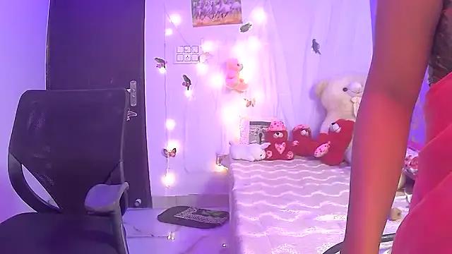Vaarsha on StripChat 