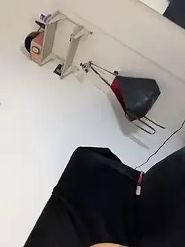 Valen_G111 — bare blowjob naked